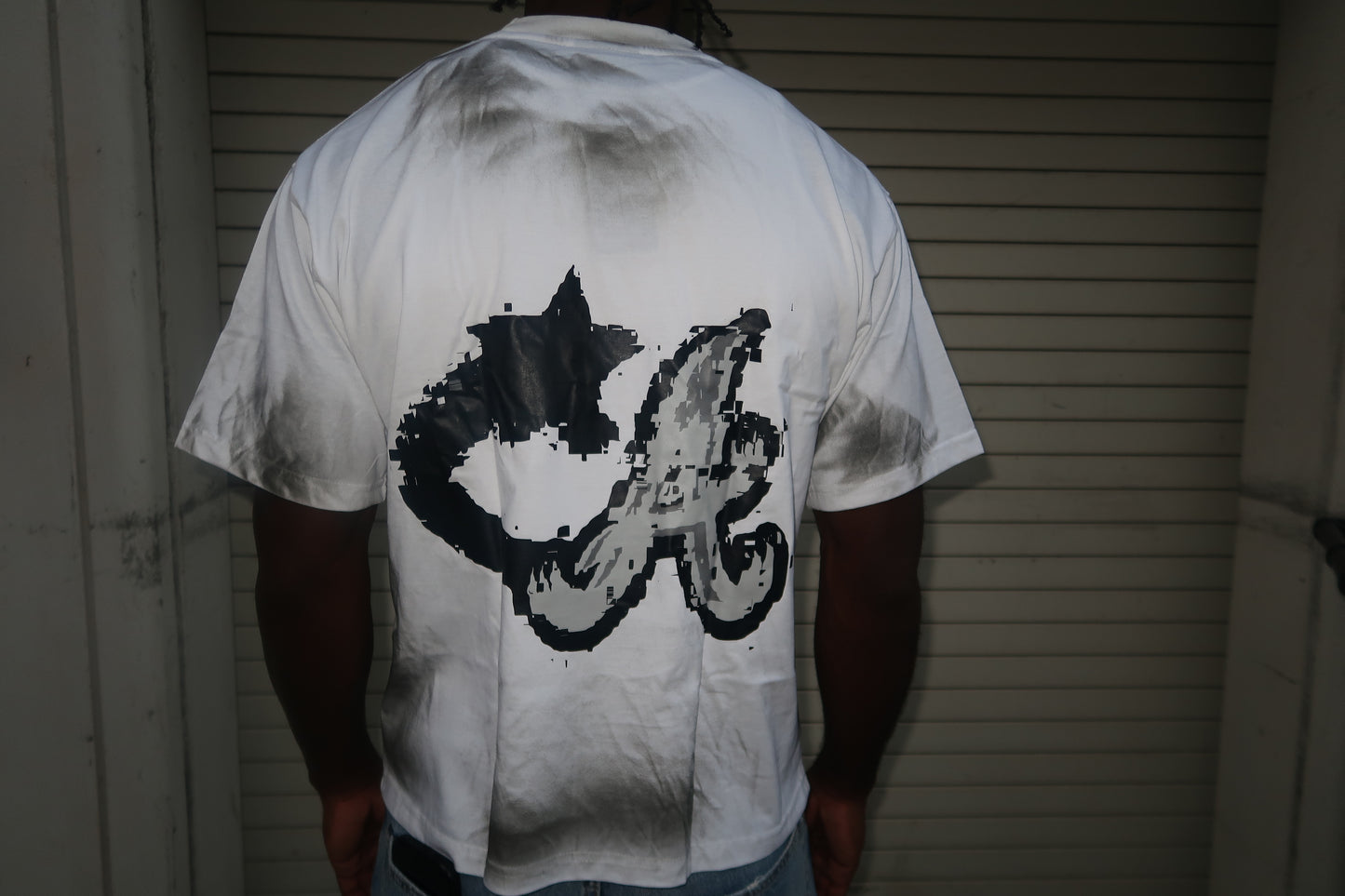 White/Black- ‘Star'- Tee