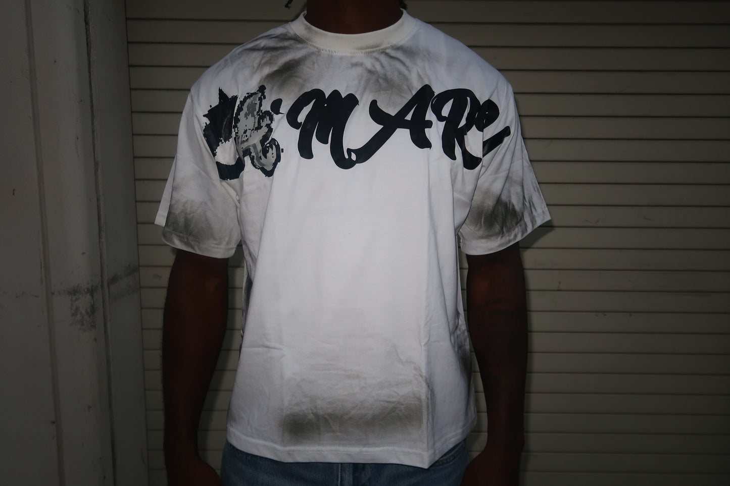 White/Black- ‘Star'- Tee