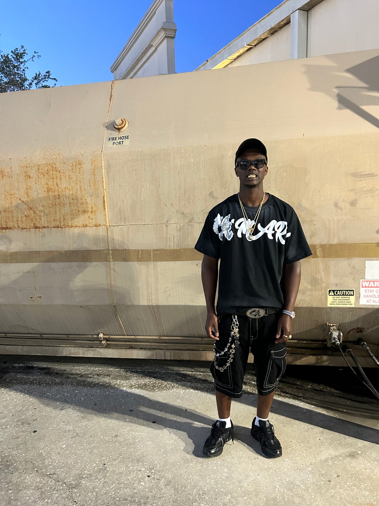 Black/White ‘Star'- Tee