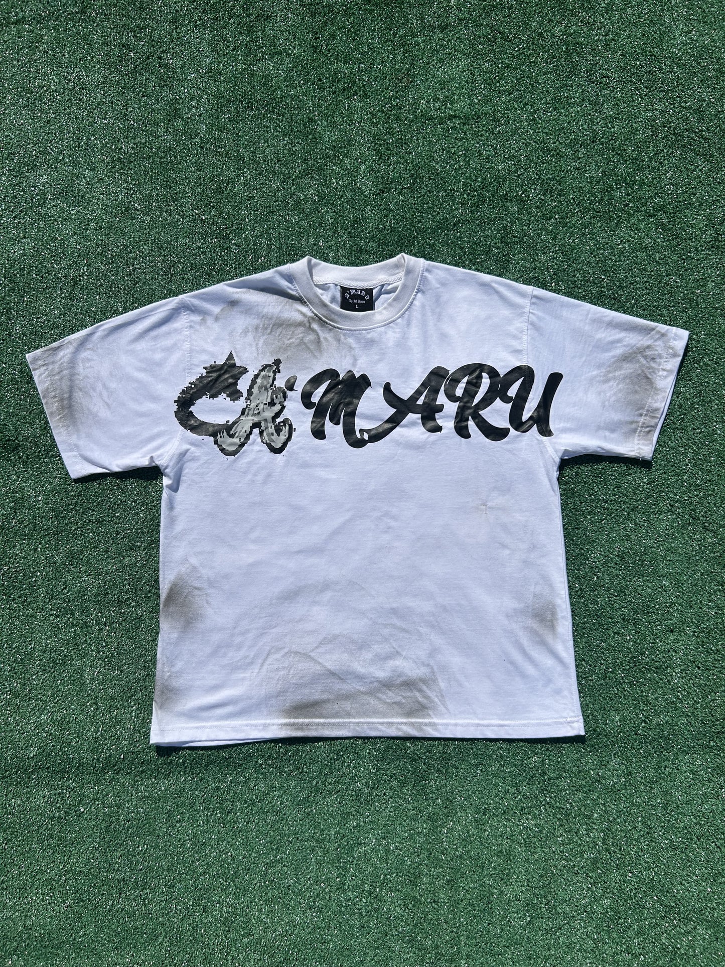 White/Black- ‘Star'- Tee